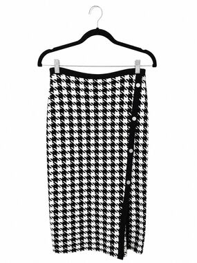 Retrology Classic Black & White Houndstooth Pencil Skirt